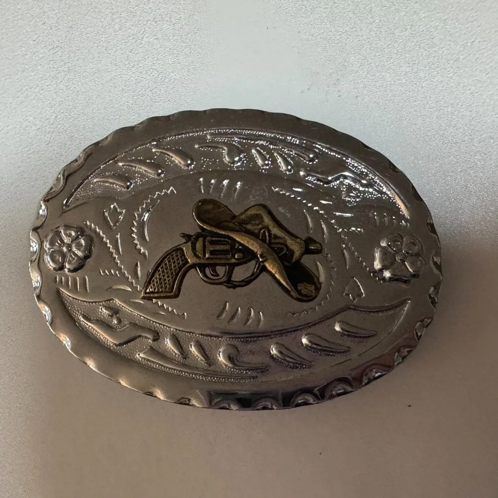 Cowboy Hat‎ Revolver Gun Western Style Belt Buckle